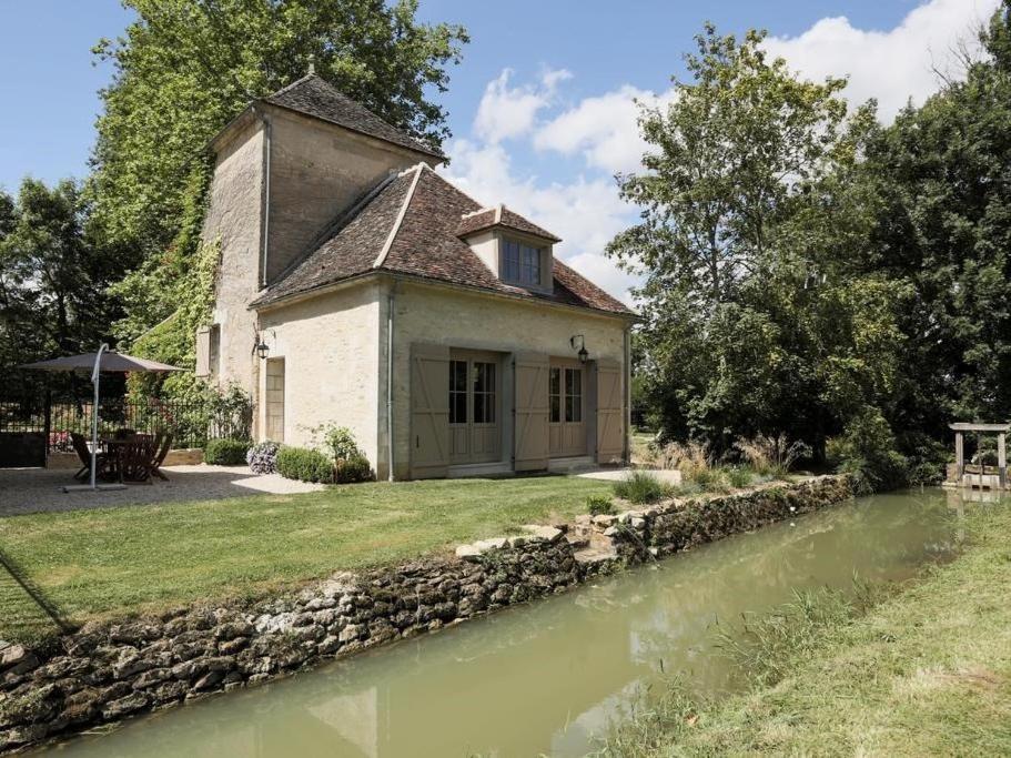 Le Pigeonnier Colbert Villa Rouvray  Exterior photo